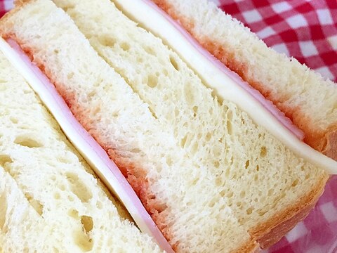 ハムチーズのサンドイッチ☆